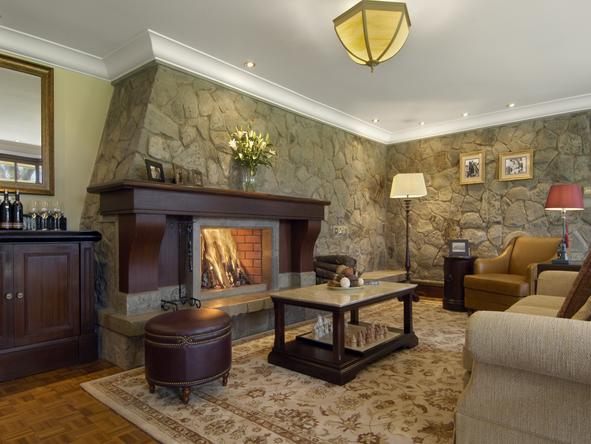 Mount Kenya Safari Club - Lounge